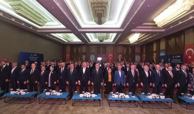 Gaziantep’te kritik toplantı! AK Parti, 2028 ve 2029 seçimleri için start verdi…