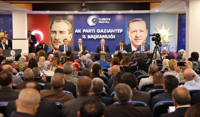 AK Parti Gaziantep’te önemli toplantı! Hulusi Akar, Terörsüz Türkiye Süreci'ni anlattı…