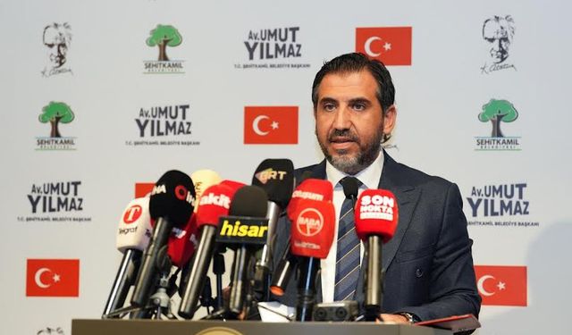 Şehitkamil'de o Başkan Yardımcısı da AK Parti'ye geçti!