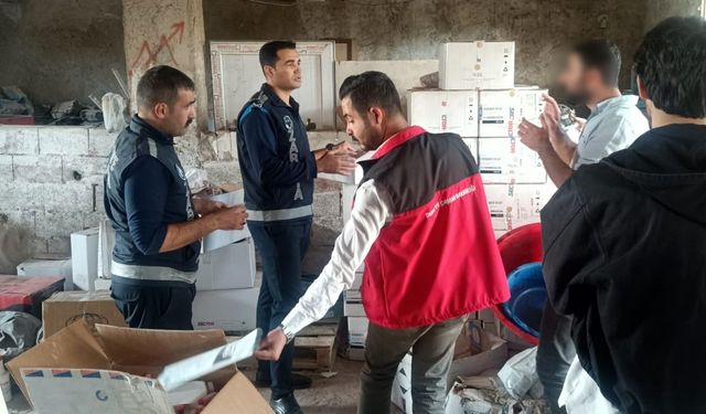 İnsanların sağlığıyla oynayacaklardı! Onlarca koli sahte zirai ilaç ele geçirildi