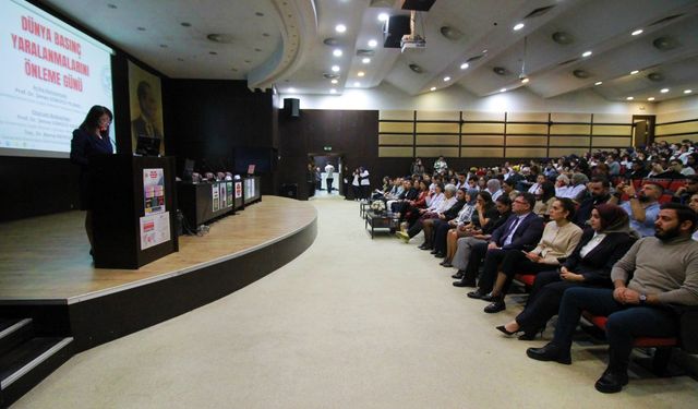 GAÜN’de Basınç Yaralarına Karşı Farkındalık Etkinliği