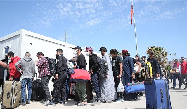 Gaziantep Valisi Ülkesine geri dönen Suriyeli sayısını açıkladı: İşte Gaziantep’te Suriyeli sayısı!