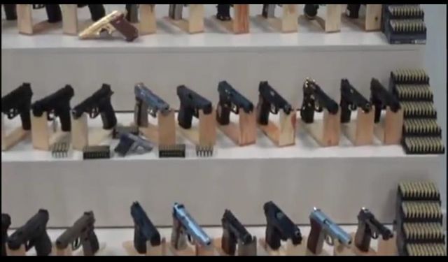 5 ilde 36 adrese operasyon! Çok sayıda silah ve mühimmat ele geçirildi