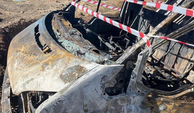 Mutfak tüpü yüklü kamyonet alev alev yandı! “Arabanın yanışını seyrettim”