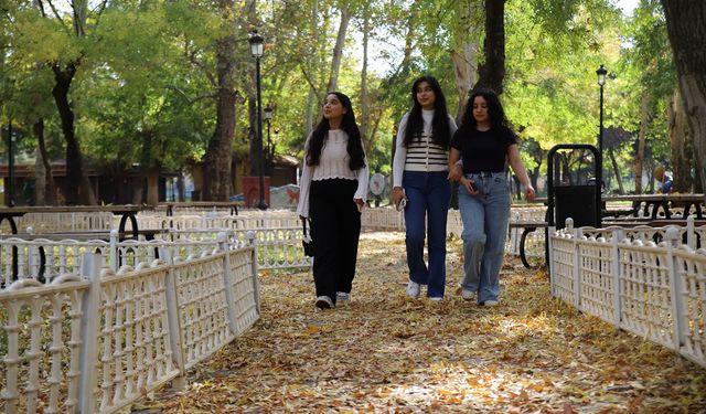 Gaziantepliler sonbaharın tadını çıkarıyor