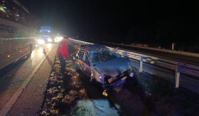 Otostopla bindiği araç mezarı oldu! 1 ölü, 2 yaralı...