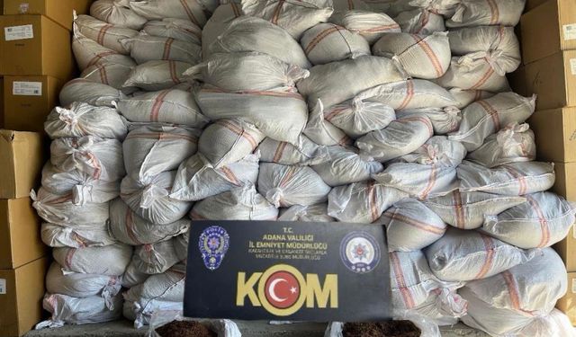 Kaçakçılara geçit yok! Gaziantep otoyolunda 10 ton kaçak tütün ele geçirildi