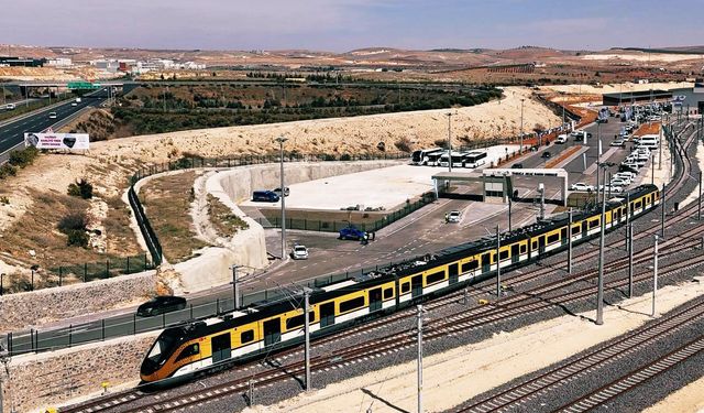 Gaziantep ulaşımda öncü olmaya devam ediyor! GAZİRAY 3 yaşında