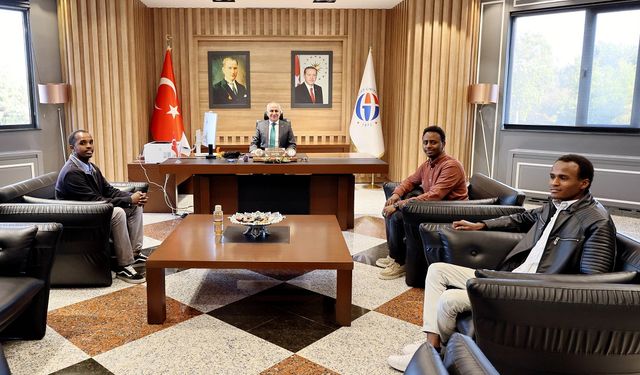 Rektör Doğan uluslararası öğrencilerle buluştu