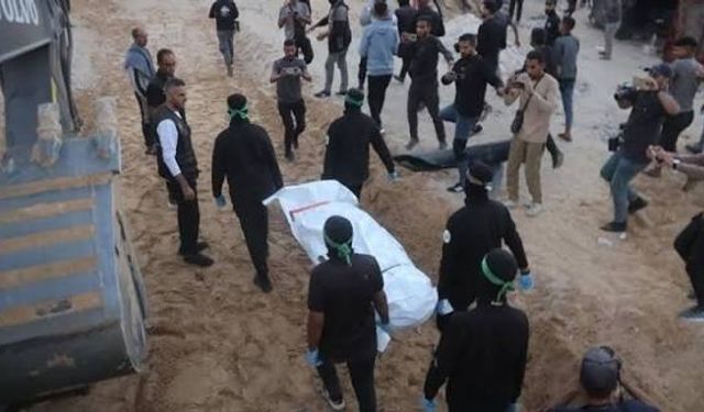 Ateşkeste yeni gelişme! Hamas 3 esiri daha İsrail’e teslim etti