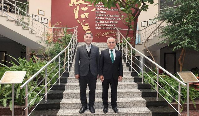 Batman Üniversitesi Rektörü Demir’den Rektör Doğan’a ziyaret! Görüş alışverişinde bulunuldu