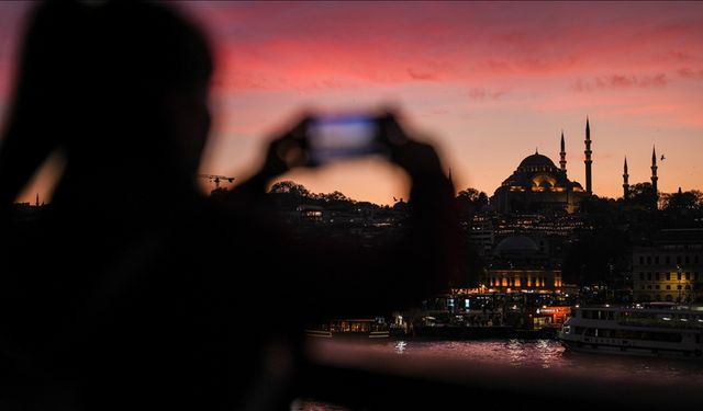 Turizmde yükseliş sürüyor! Türkiye 5 milyon 683 bin yabancı ziyaretçiyi ağırladı