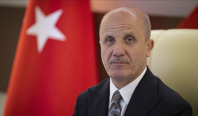 Üniversite öğrenimi 3 yıla mı iniyor! YÖK Başkanı duyurdu…