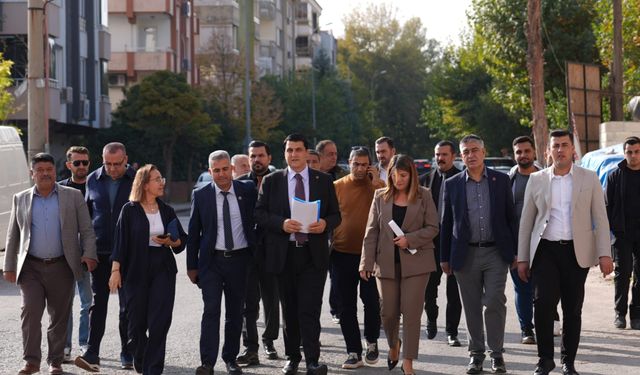 Umut Yılmaz'dan çat kapı ziyaret! Şehitkamil için çalışmaya devam…