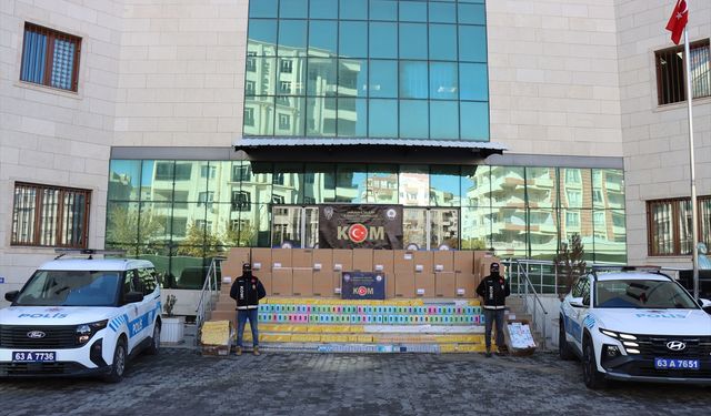 Gaziantep-Şanlıurfa yolunda bir araçtan çıkanlar şaşırttı