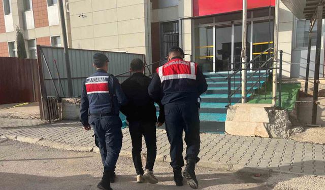 11 yıl 9 ay hapis cezasıyla aranıyordu! Gaziantep'te firari hükümlü jandarmadan kaçamadı…