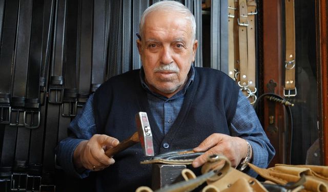 Gaziantep'te 48 yıllık usta teknolojiye direniyor!