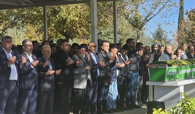 Gaziantep’te kazada hayatını kaybetmişti! Son yolculuğuna uğurlandı