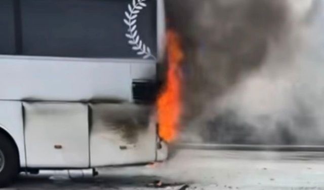 Yolcu otobüsünde korku dolu anlar! Gaziantep otoyolunda faciadan kıl payı…