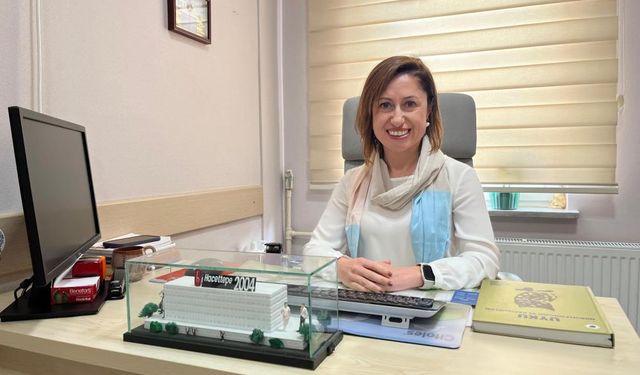 Kronik uyku yoksunluğu alzheimera yol açabilir! Uzmanından önemli uyarı…