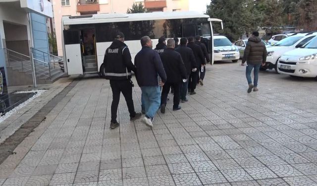 Gaziantep’te FETÖ/PDY terör örgütüne darbe! 15 gözaltı, 1 tutuklama…