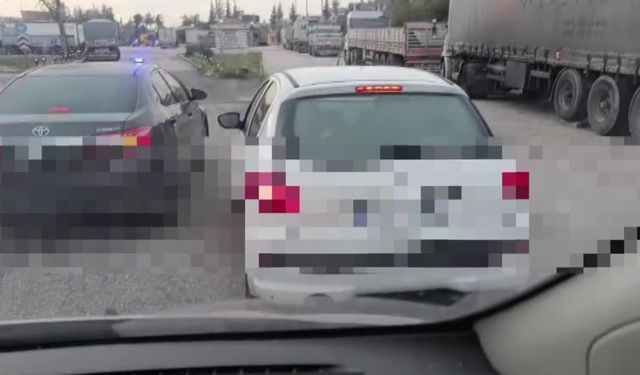 Gaziantep otoyolunda polisin nefes kesen takip sonucu durdurulan otomobilde çıkanlar şaşırttı! Damacanalardan 28 kilo…