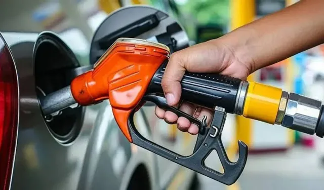24 Aralık 2025 Akaryakıt fiyatları: Benzine, motorine, mazota zam ya da indirim var mı?
