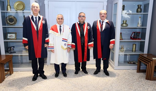 GAÜN akademisyenleri unvanlarını törenle aldı