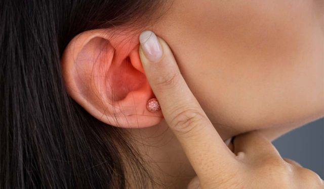 Tek kulakta çınlama, ciddi hastalıkların habercisi olabilir! Uzmanından önemli uyarı…