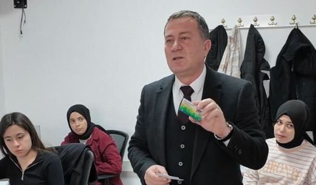 Nizip Belediyesinden üniversite adaylarına tam destek! Dijital eğitim desteği…