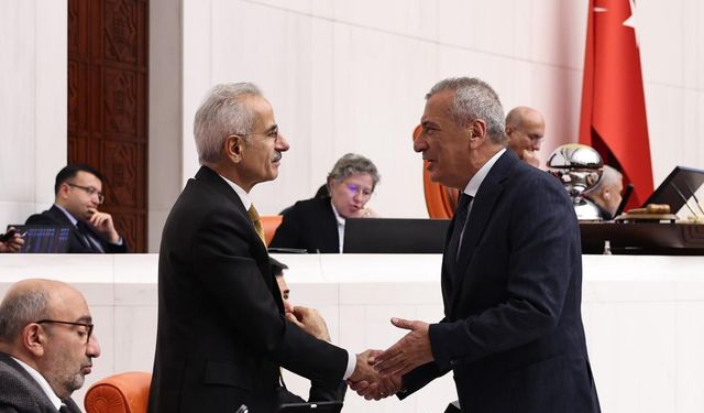 Gaziantep milletvekili sık sık kaza olan Oğuzeli-Karkamış yolunu Bakan Uraloğlu’na iletti