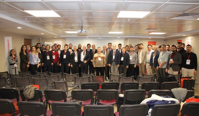 Beyin ve sinir cerrahları Gaziantep'te bir araya geldi! Katılımcılar tarafından büyük beğeni topladı