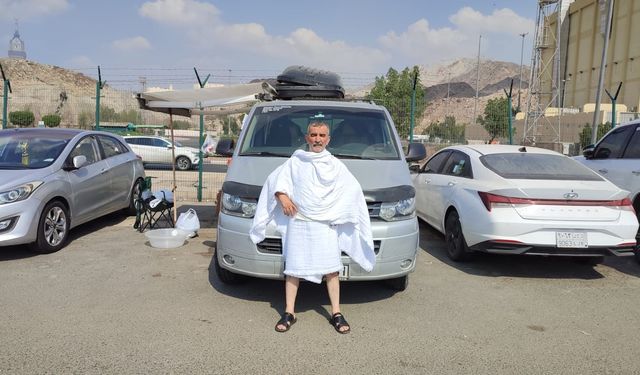 Türkiye’den yola çıktı, 2 bin 600 kilometrelik yolu katederek Mekke'ye geldi!