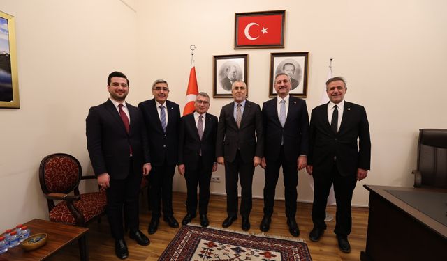 Vekillerden Bakan Işıkhan’a ziyaret! Gaziantep konuşuldu…