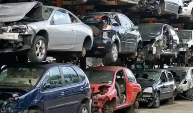 2026 Hurda Teşviki Ne Zaman? 25 Yaş Üstü Araçlara Vergi Muafiyeti Başladı mı, ÖTV’siz Araç Desteği Kimler Alabilir?