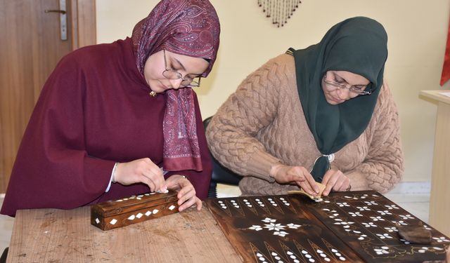 Sedefçilik Şahinbey Belediyesi Tesislerinde hayat buluyor!