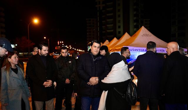 Deprem şehitleri dualarla anıldı