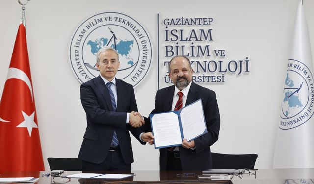 GİBTÜ'de imzalar küresel başarı için atıldı