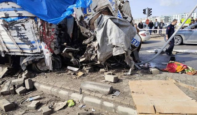 Gaziantep’in komşu ilinde freni patlayan kamyon dehşet saçtı! Ölü ve yaralılar var…