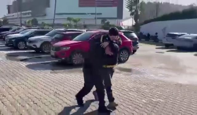 Bu kadarına da pes! Pişkin hırsız böyle yakalandı! İşte detaylar