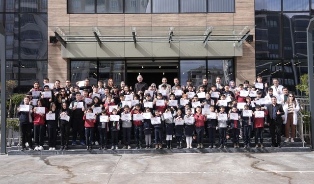 Gaziantep Erdem Koleji'nden AMO'da 74 madalya ile zirvede