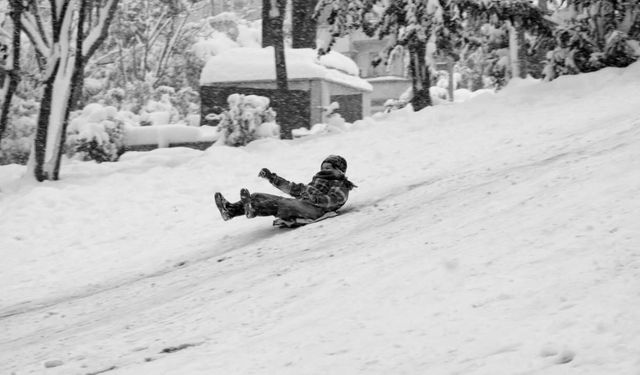 26 Şubat 2026 bugün okullar tatil mi, kar tatili olan iller hangileri?
