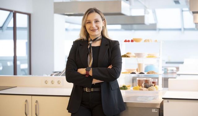 İftarda suyu peş peşe içmeyin! Diyetisyenden Ramazan uyarısı…