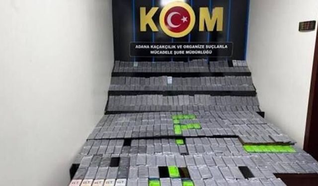 Kaçakçılara aman verilmiyor! Gaziantep otoyolunda kolilerden su değil kaçak telefonlar çıktı