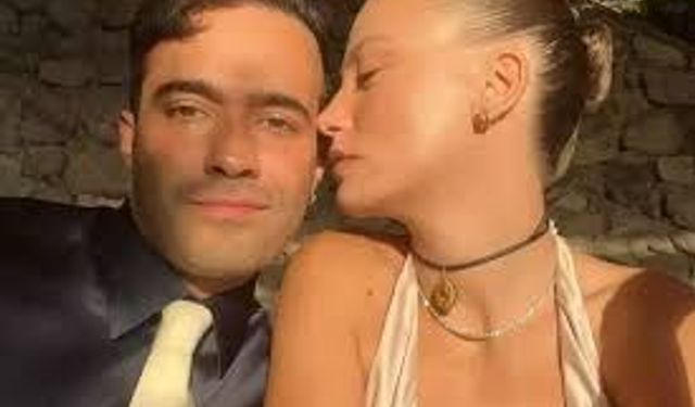 Havalimanında Aşk Dolu Anlar Serenay Sarıkaya ve Mert Demir Yine Gündem Oldu