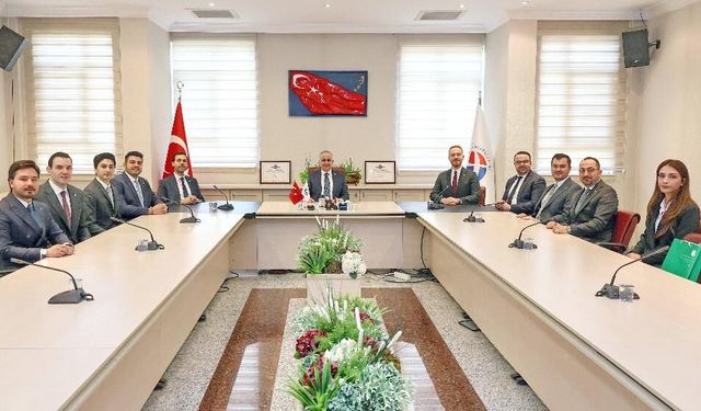 GAGİAD yönetiminden GAÜN Rektörü Doğan’a ziyaret! Gençlere yönelik projeler ele alındı