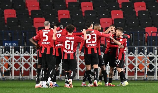 Gaziantep FK, kara bulutları dağıttı! 7 maç sonra sahadan 3 puanla ayrıldı