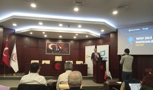 Gaziantep'te Gazetecilere Yapay Zeka Okuryazarlığı Dijital Habercilik Eğitimi