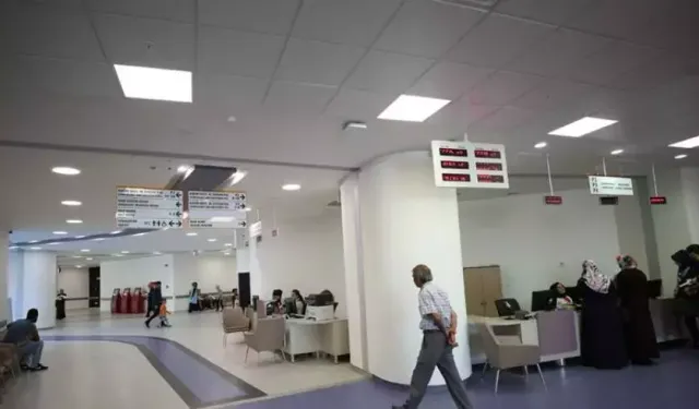 Arefe Günü (19 Mart 2026) Hastaneler Açık mı, Sağlık Ocakları ve Eczaneler Saat Kaça Kadar Açık?