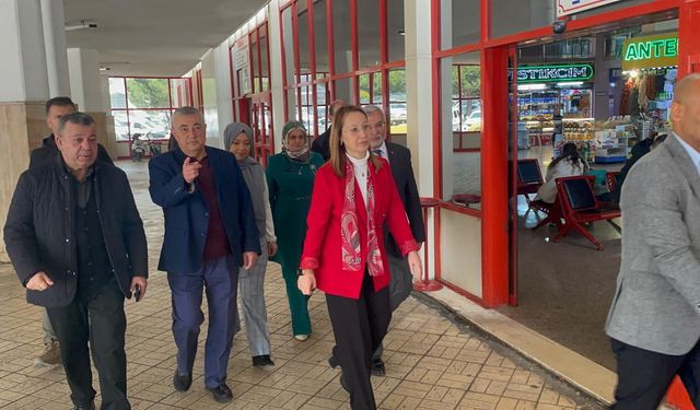 Milletvekili Bakbak’tan Otogarda Bayram Mesaisi